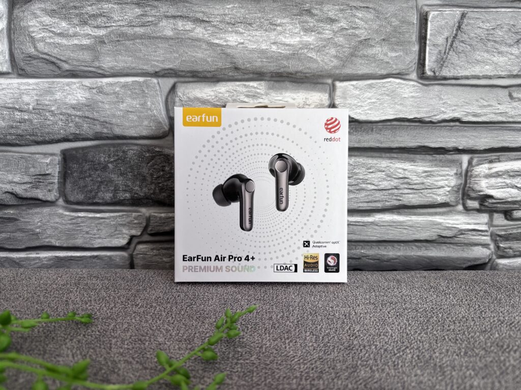 EarFun Air Pro 4+ - czarne słuchawki TWS z ANC, LDAC, aptX Lossless i zaskakująco bogatym wyposażeniem 1 IMG 7184